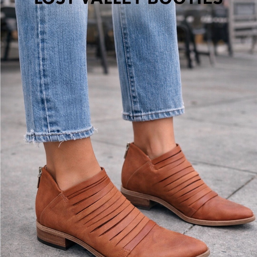 Free People Lost Valley Booties Tan Leather Cutout Ankle Boots Back Zip Size 9